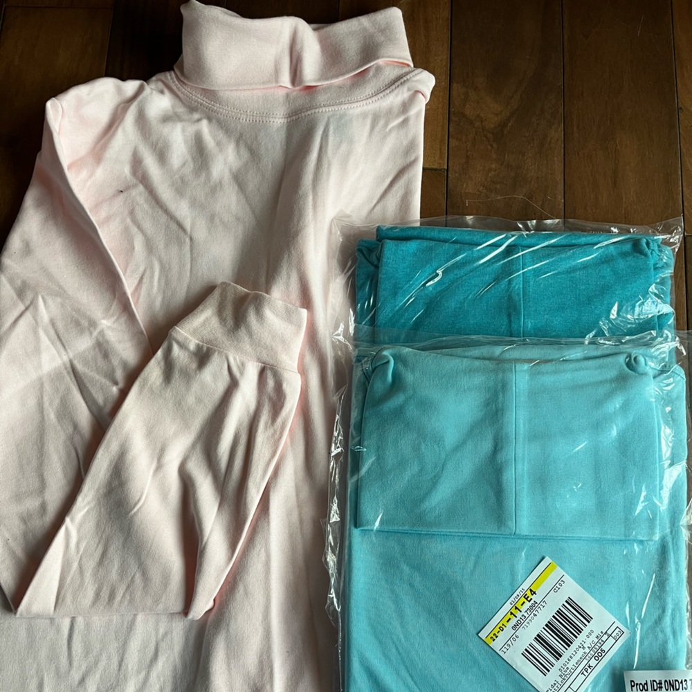 L.L. Bean Women's Long Sleeve Tops - teal, blue